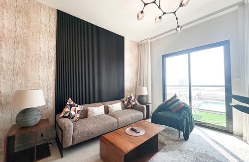 Dubai Apartment | Stunning 1BR Luxury Apt with Pool View