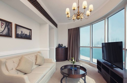 Palm Jumeirah Hotel | Dukes The Palm Dubai Hotel