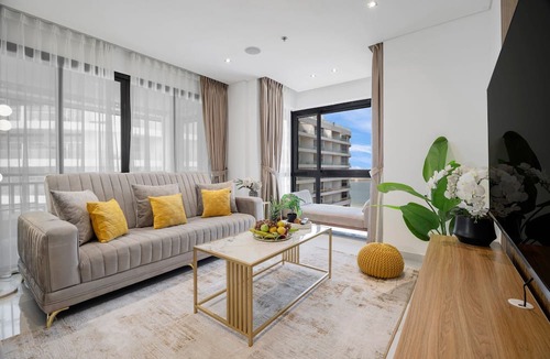 Palm Jumeirah Apartment | Delightful 2BR with Sea View at Anantara The Palm