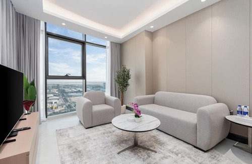Jumeirah Village Triangle Apartment | Samaya Holiday Homes Cloud Suites