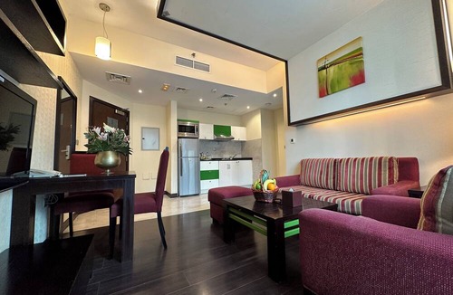 Dubai Marina Apartment | Sunday Marina View Hotel Apartments