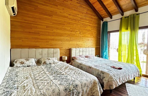 Ben Khalled Ski Chalet | Chalet Essanya