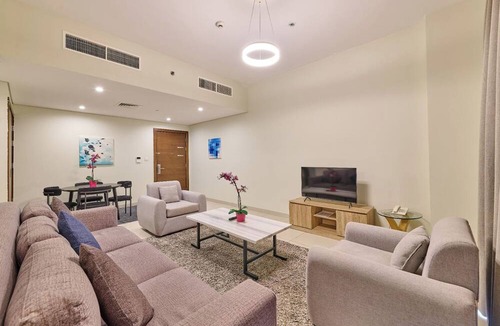 Al Satwa Apartment | Grand Stay Holidays Homes Rental Satwa