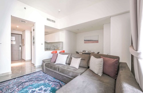 Dubai Apartment | Free housekeeping visits during your stay - StayShort - Dubai South 1BR sleeps 4