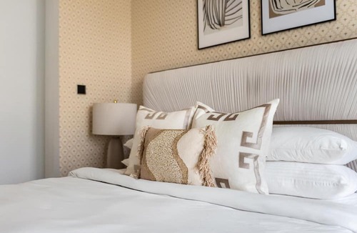 Dubai Marina Apartment | GuestReady - High-floor luxury with infinity pool