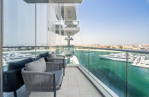 Palm Jumeirah Apartment | Oceana Luxury 4BR with Resort Access and Sea Views