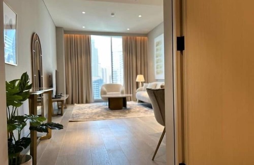 Dubai Marina Apartment | Condor Marina Star- Casa Royale VH
