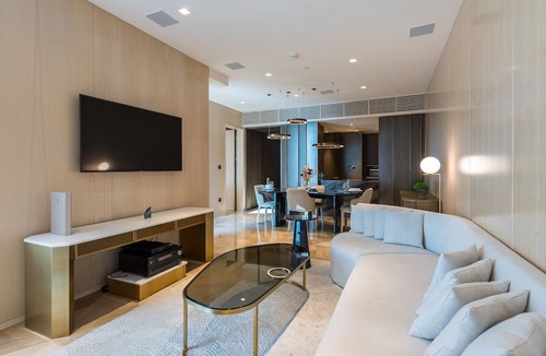 Palm Jumeirah Apartment | Astonishing 1BR Apt with Sea View