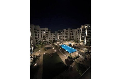 Bur Dubai Apartment | Luxury 2BR w/Pool, Gym & Balcony - Safi Apartment