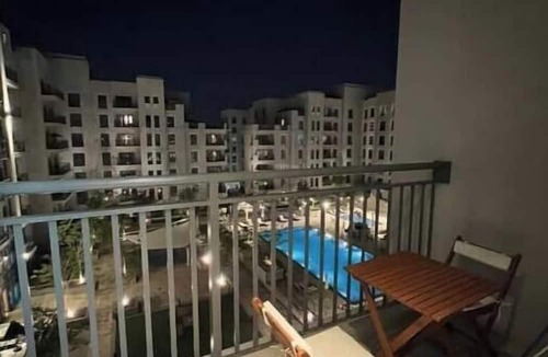 Bur Dubai Apartment | Luxury 2BR w/Pool, Gym & Balcony - Safi Apartment
