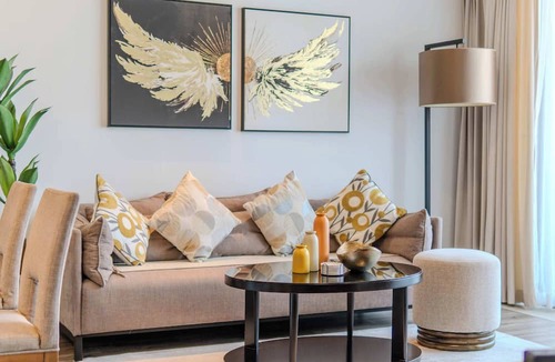 Dubai Marina Apartment | Elegant 1BR & Views at JW Marriott Dubai Marina