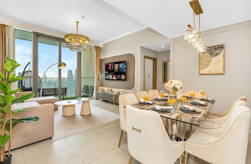 Bur Dubai Apartment | High Floor Burj Views over Dubai Mall