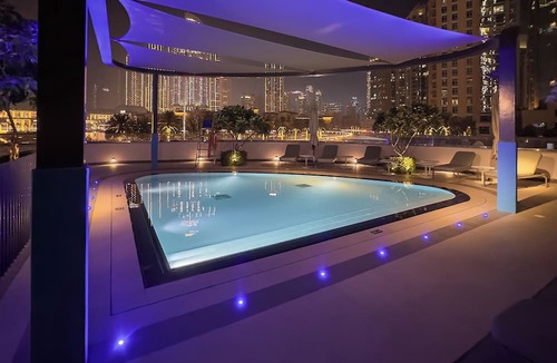 Downtown Dubai Apartment | Skyline Grandeur I Burj & Fountain View
