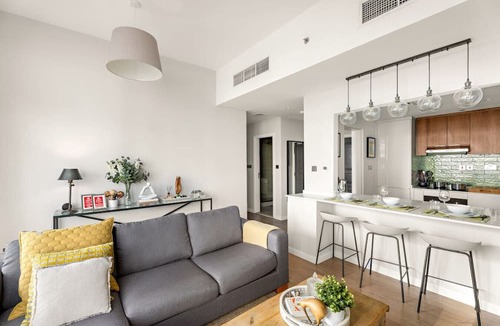 Dubai Marina Apartment | Dubai Marina Luxury 2BR w/Pool, Gym & Near JBR Beach, Metro