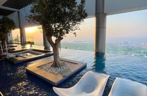 Downtown Dubai Apartment | Burj & Sea Views |Luxury 2BR| 5-Star Amenities