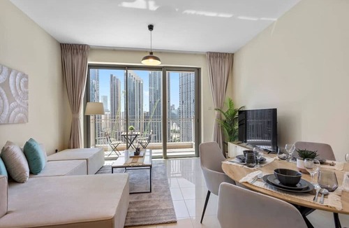 Downtown Dubai Apartment | Upscale 1 bedroom in the heart of Downtown