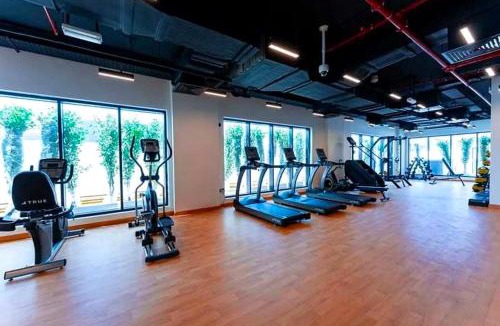 Al Satwa Hotel | Premium Bed Spaces In Downtown Near Emirates Tower Metro
