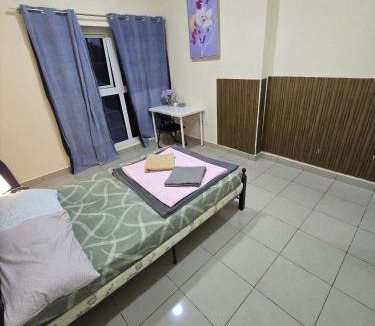 Al Muraqqabat House | Cozy pods near dxb