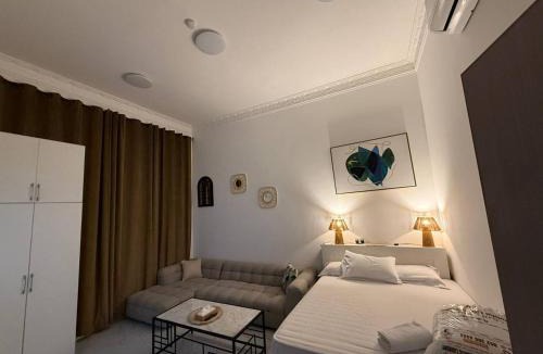 Al Ain Apartment | Lightmoon studio Jimi