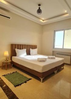 Ain Zaghouen Nord Apartment | Luxurious 3-Bedroom Apartment in Heart of Tunis