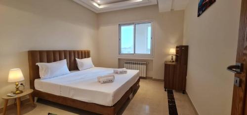 Ain Zaghouen Nord Apartment | Luxurious 3-Bedroom Apartment in Heart of Tunis