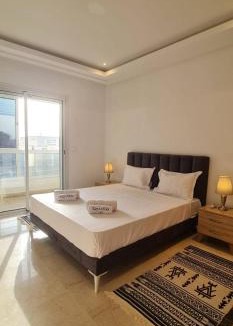 Ain Zaghouen Nord Apartment | Luxurious 3-Bedroom Apartment in Heart of Tunis