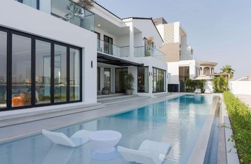 Palm Jumeirah Villa | Villa Sydney by LEC