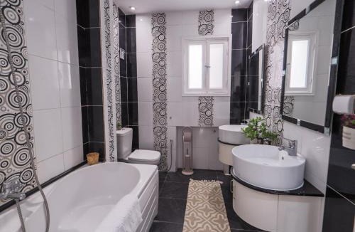 Sidi Bou Said Apartment | Chic Getaway with Private Terrace in Sidi Bou Said