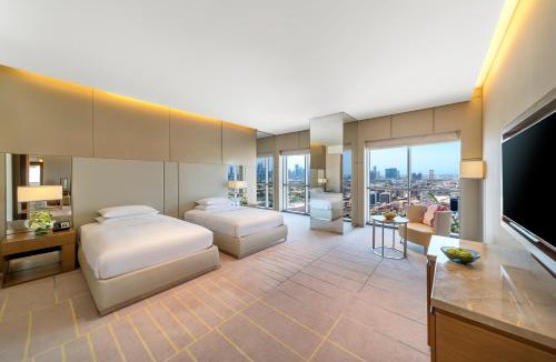Bur Dubai Hotel | Hyatt Regency Dubai Creek Heights