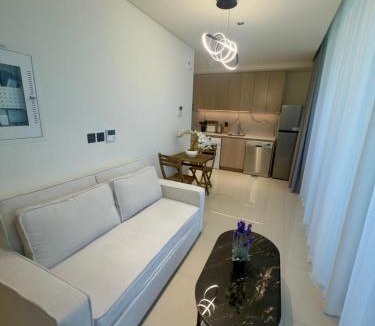 Mina Al Arab Apartment | Beautiful Studio Retreat