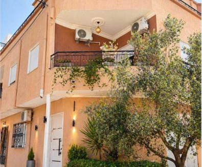 Rejiche Apartment | Studio chic, bien equipee pour un sejour de repos