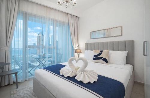 Bur Dubai Apartment | Vacay Lettings - Premium 2BHK, Burj Khalifa View, Downtown Dubai