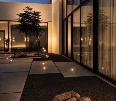 Dubai House | Hummingbird Dubai