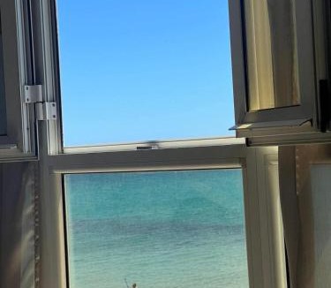 Mansoura Apartment | step to the beach