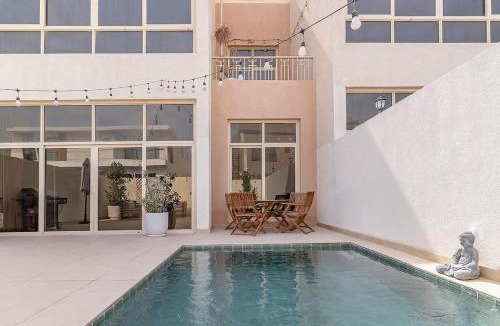 Dubai House | 3 Bed Villa in Al Furjan with Private Pool and Gym