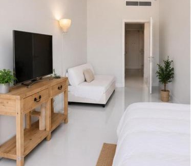 Dubai Investment Park Apartment | Calm