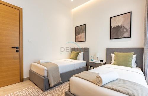 Sharm Villa | Exclusive 4BR Villa with Assistant Room, Lush Garden & Private Pool Facing Panoramic Sea Views, Al Dana Island, Fujairah by Deluxe Holiday Homes