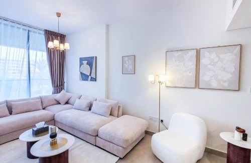 Al Raha Beach Apartment | Modern 2BR - Al Raha Vera Escape