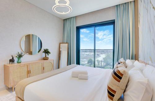 Al Wasl Apartment | Vacationer Holiday Homes l Luxurious 1 Bed l City Walk Mall, Coca-Cola Arena