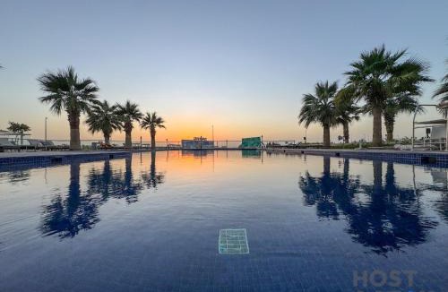 Dubai Apartment | Golf Vita Damac Hills, 1BR with Views - Host & Stay