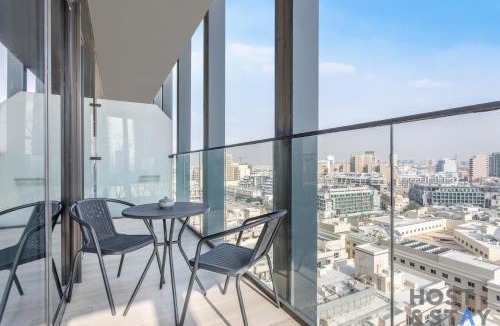Jumeirah Village Circle House | Elegant 1BR at Bloom - Host & Stay