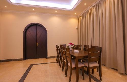 Umm al Quwain Hotel | Royal Residence Hotel Apartments