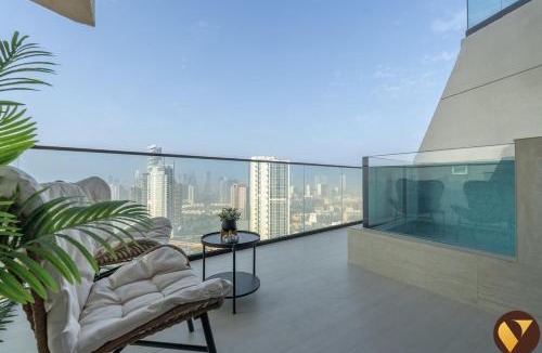 Jumeirah Village Circle Apartment | Vogue Vacation Homes, JVC Binghatti Phantom near Circle Mall, One Bedroom Apartment with a Private Pool in Balcony and full Access to all Amenities