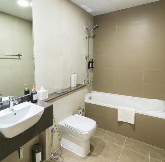 Al Satwa Apartment | Deluxe Apartments Near WTC and Sheikh Zayed