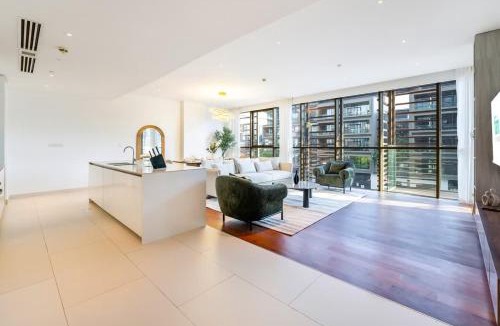 Al Wasl Apartment | Elegant 3BR with Maids Room City Walk Dubai