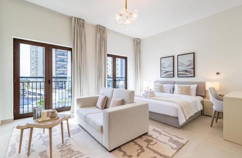 Abu Dhabi Apartment | Charming Studio next 5 min walk to Formula 1, Golf Course, and Yas Water World