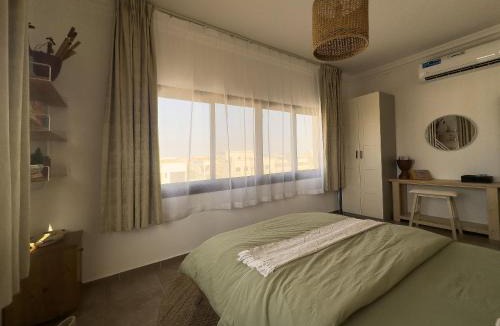 Abu Dhabi Apartment | Boho Chic 1BHK Near Yas Saadiyat and City Center