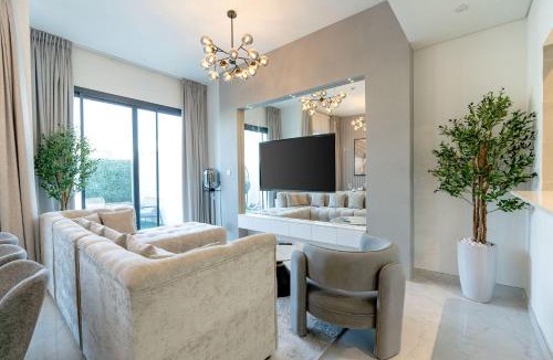 Mina Al Arab Villa | Nasma Luxury Stays - Opulent family escape in coastal community