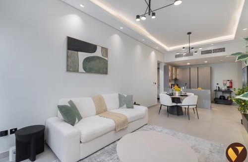 Jumeirah Village Circle Apartment | Vogue Vacation Homes, JVC Al Serh Residences Near Circle Mall, One Bedroom Apartment with Balcony and City View, Access to all Amenities