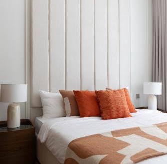 Dubai Marina Apartment | Luxury & Modern Unit in Emaar Beachfront